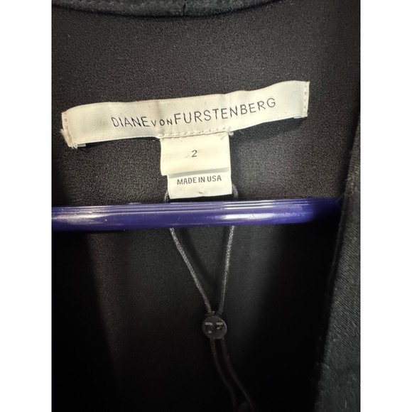 NWOT Diane Von Furstenberg Plunge Jumpsuit with‎ Satin Trim and Sash Belt Size 2 - Picture 9 of 16